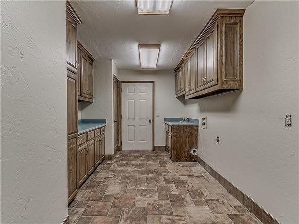 12875 W Waterloo Rd, Edmond, OK 73025